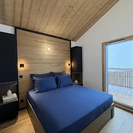 Brand New Luxury Apartment- Huez